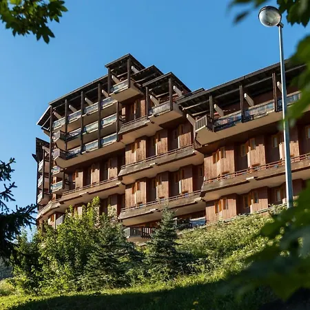 Resort L'ours Blanc S4 *